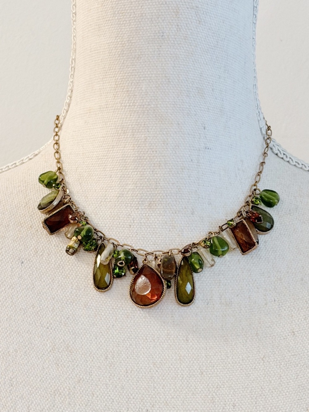 LAILA ROWE Green Brown Gemstone Charm Necklace Gold Tone Statement Bib